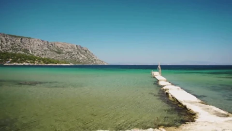 Stock Video Natural Stone Pier At The Beach Live Wallpaper - Free Live Wallpaper