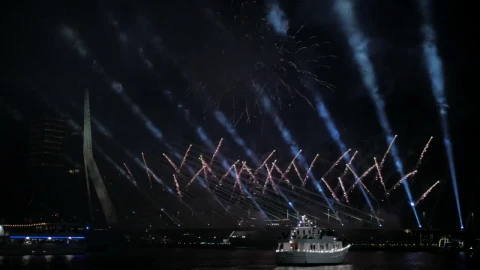 Stock Video New Year Fireworks Celebration Live Wallpaper - Free Live Wallpaper