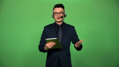 Stock Video Newscaster With Tablet And Headset Speaking Live Wallpaper - Free Live Wallpaper