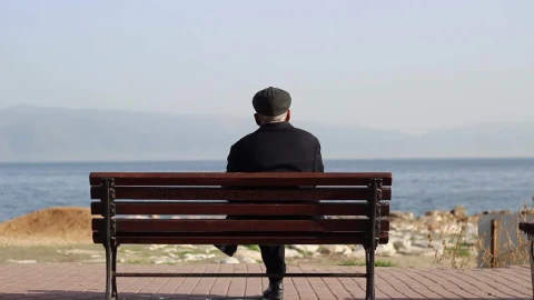 Stock Video Old Aged Man Relaxing In Front Of The Sea Live Wallpaper - Free Live Wallpaper