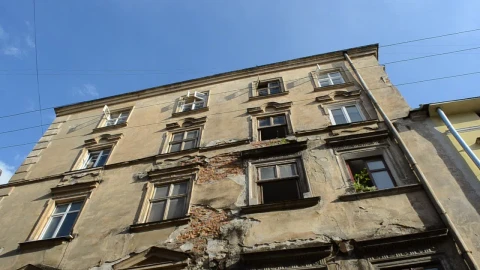 Stock Video Old Building With Broken Walls Live Wallpaper - Free Live Wallpaper