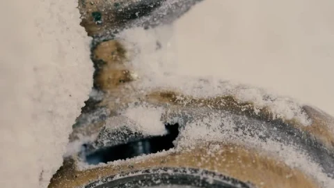 Stock Video Old Pocket Watch Thrown In The Snow Live Wallpaper - Free Live Wallpaper