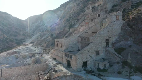 Stock Video Old Ruined Abandoned Building In The Mountains Live Wallpaper - Free Live Wallpaper