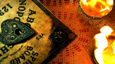 Stock Video Ouija Board Spinning Slowly Live Wallpaper - Free Live Wallpaper