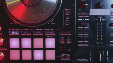 Stock Video Overview Of A Turntable Live Wallpaper - Free Live Wallpaper