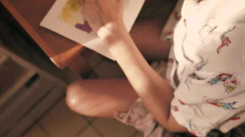 Stock Video Painter Drawing Lines In A Watercolor Art Live Wallpaper - Free Live Wallpaper