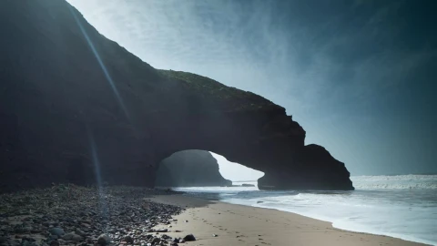 Stock Video Paradisiac Beach With Rock Formations Live Wallpaper - Free Live Wallpaper