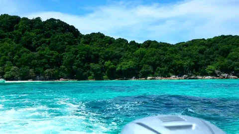 Stock Video Paradisiac View From The Back Of A Motorboat Live Wallpaper - Free Live Wallpaper