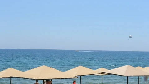 Stock Video Parasail In The Distance Live Wallpaper - Free Live Wallpaper