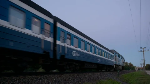 Stock Video Passenger Train Passing By Slowly Live Wallpaper - Free Live Wallpaper