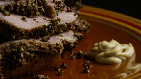 Stock Video Pastrami With Mustard On A Dish Live Wallpaper - Free Live Wallpaper