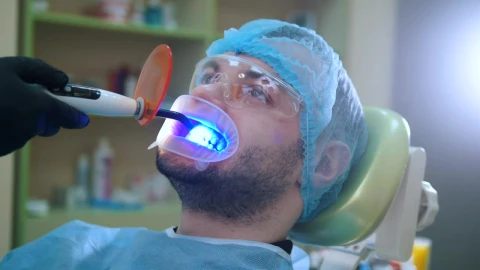 Stock Video Patient During A Dental Whitening Session Live Wallpaper - Free Live Wallpaper