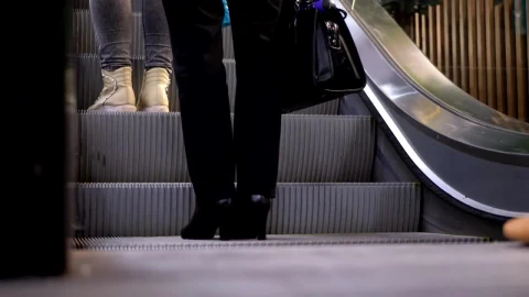 Stock Video People Boarding The Escalator Live Wallpaper - Free Live Wallpaper