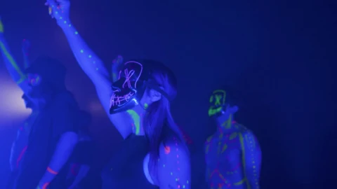 Stock Video People Dancing With Neon Masks In The Dark Live Wallpaper - Free Live Wallpaper