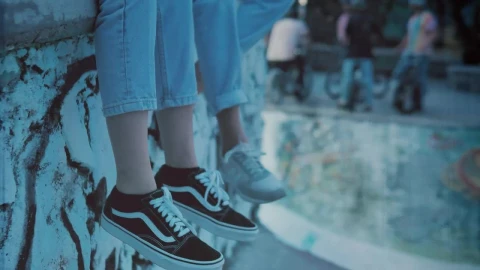 Stock Video People Rocking Their Feet On A Bicycle Ramp Live Wallpaper - Free Live Wallpaper