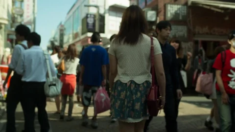 Stock Video People Walking In The Street In Japan Live Wallpaper - Free Live Wallpaper