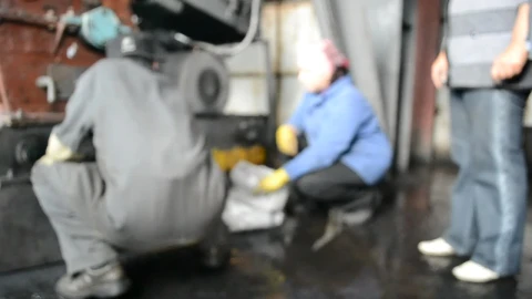Stock Video People Working In A Mine Live Wallpaper - Free Live Wallpaper
