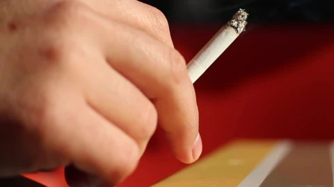 Stock Video Person Holding A Cigarette Live Wallpaper - Free Live Wallpaper