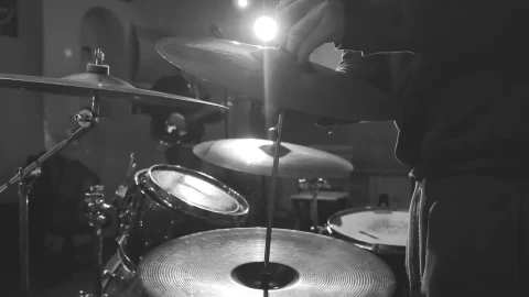 Stock Video Person Installs The Drums Dishes Live Wallpaper - Free Live Wallpaper