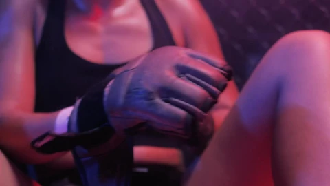 Video Stock Person Putting On Gloves For Mixed Martial Arts Live Wallpaper Free - Free Live Wallpaper