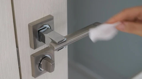 Video Stock Person Sanitizing A Doorknob Live Wallpaper Free - Free Live Wallpaper