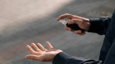 Video Stock Person Sanitizing Their Hands Live Wallpaper Free - Free Live Wallpaper