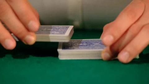 Video Stock Person Shuffling Poker Cards Live Wallpaper Free - Free Live Wallpaper