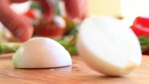 Video Stock Person Slicing Onion On A Board Live Wallpaper Free - Free Live Wallpaper
