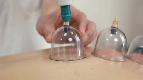 Video Stock Person Taking Vacuum Massage Therapy Live Wallpaper Free - Free Live Wallpaper