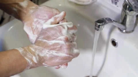 Video Stock Person Washing Their Hands In The Bathroom Live Wallpaper Free - Free Live Wallpaper