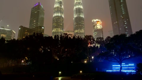 Video Stock Petronas Towers At Night Live Wallpaper Free - Free Live Wallpaper