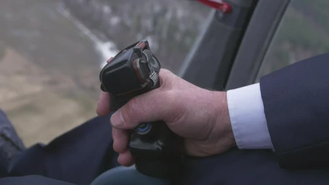 Video Stock Pilot Holding The Controls Of A Helicopter Live Wallpaper Free - Free Live Wallpaper