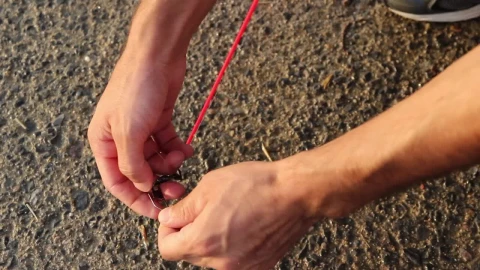 Video Stock Placing A Fastener With A Rope On The Floor Live Wallpaper Free - Free Live Wallpaper