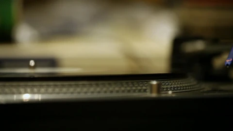 Video Stock Playing An Acetate Record Live Wallpaper Free - Free Live Wallpaper