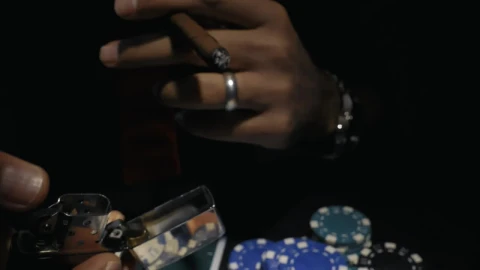 Video Stock Poker Player Lighting A Cigar Live Wallpaper Free - Free Live Wallpaper