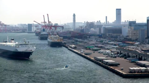 Video Stock Port Of Huge Cargo Ships From Above Live Wallpaper Free - Free Live Wallpaper