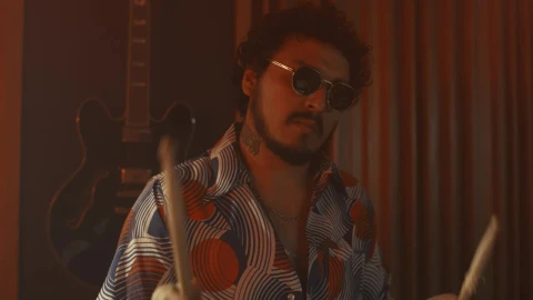 Video Stock Portrait Of A Drummer Playing In A Recording Studio Live Wallpaper Free - Free Live Wallpaper