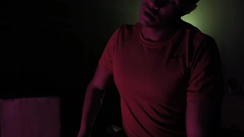 Video Stock Portrait Of A Tired Fitness Man Resting At A Gym Live Wallpaper Free - Free Live Wallpaper