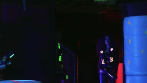 Video Stock Portrait Of Laser Tag Players Live Wallpaper Free - Free Live Wallpaper