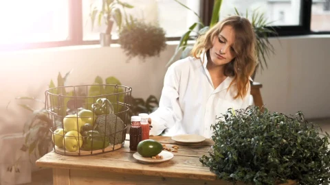 Video Stock Portrait Of Healthy Woman Live Wallpaper Free - Free Live Wallpaper