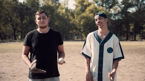 Video Stock Portrait Of Two Young Baseball Players Live Wallpaper Free - Free Live Wallpaper