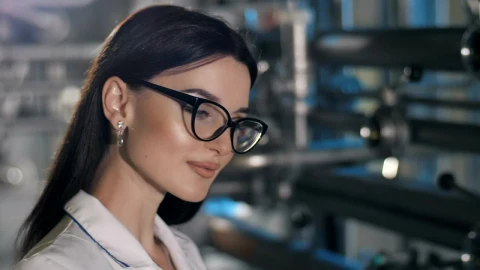 Video Stock Portrait Of Woman In Eyeglasses In Factory Live Wallpaper Free - Free Live Wallpaper