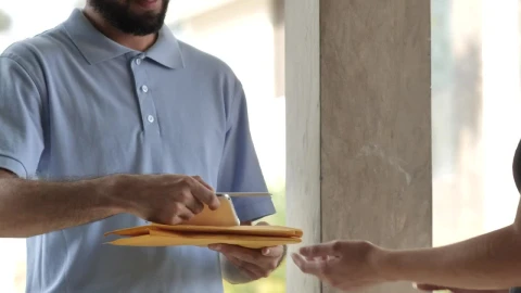 Video Stock Postman Delivering Envelopes To A Person At Home Live Wallpaper Free - Free Live Wallpaper