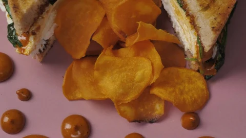 Video Stock Potato Chips And A Halved Sandwich Live Wallpaper Free - Free Live Wallpaper