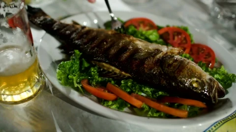 Video Stock Pouring A Sauce On Cooked Fish Live Wallpaper Free - Free Live Wallpaper