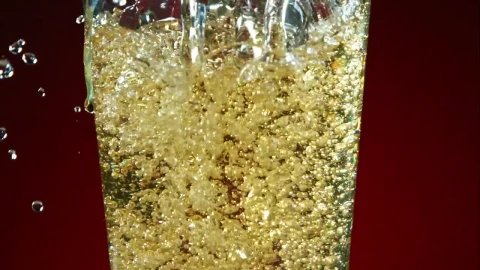 Video Stock Pouring Beer In Slow Motion Live Wallpaper Free - Free Live Wallpaper