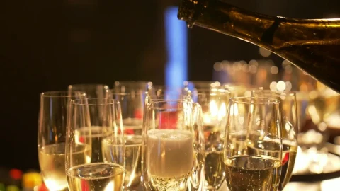Video Stock Pouring Classes Of Champagne Live Wallpaper Free - Free Live Wallpaper