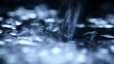 Video Stock Pouring Clear Water From A Tap Live Wallpaper Free - Free Live Wallpaper