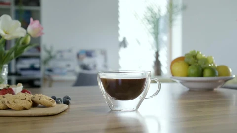 Video Stock Pouring Milk Into The Coffee Cup Live Wallpaper Free - Free Live Wallpaper