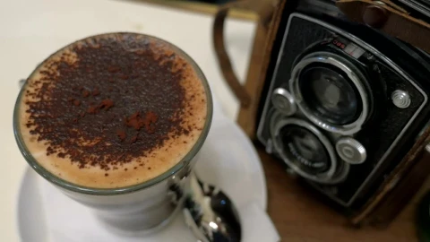 Video Stock Pouring Sugar Into A Hot Coffee Live Wallpaper Free - Free Live Wallpaper